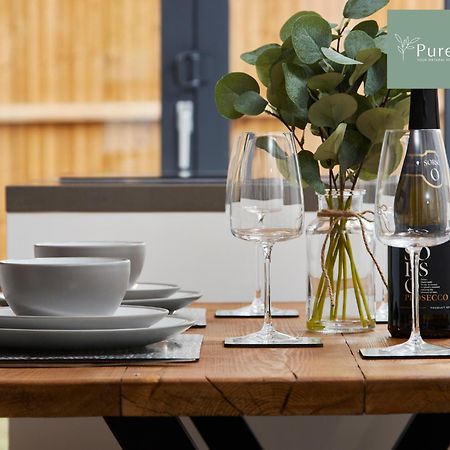 Stunning 5 Bed Manchester House With Parking By Purestay Short Lets & Serviced Accommodation エクステリア 写真
