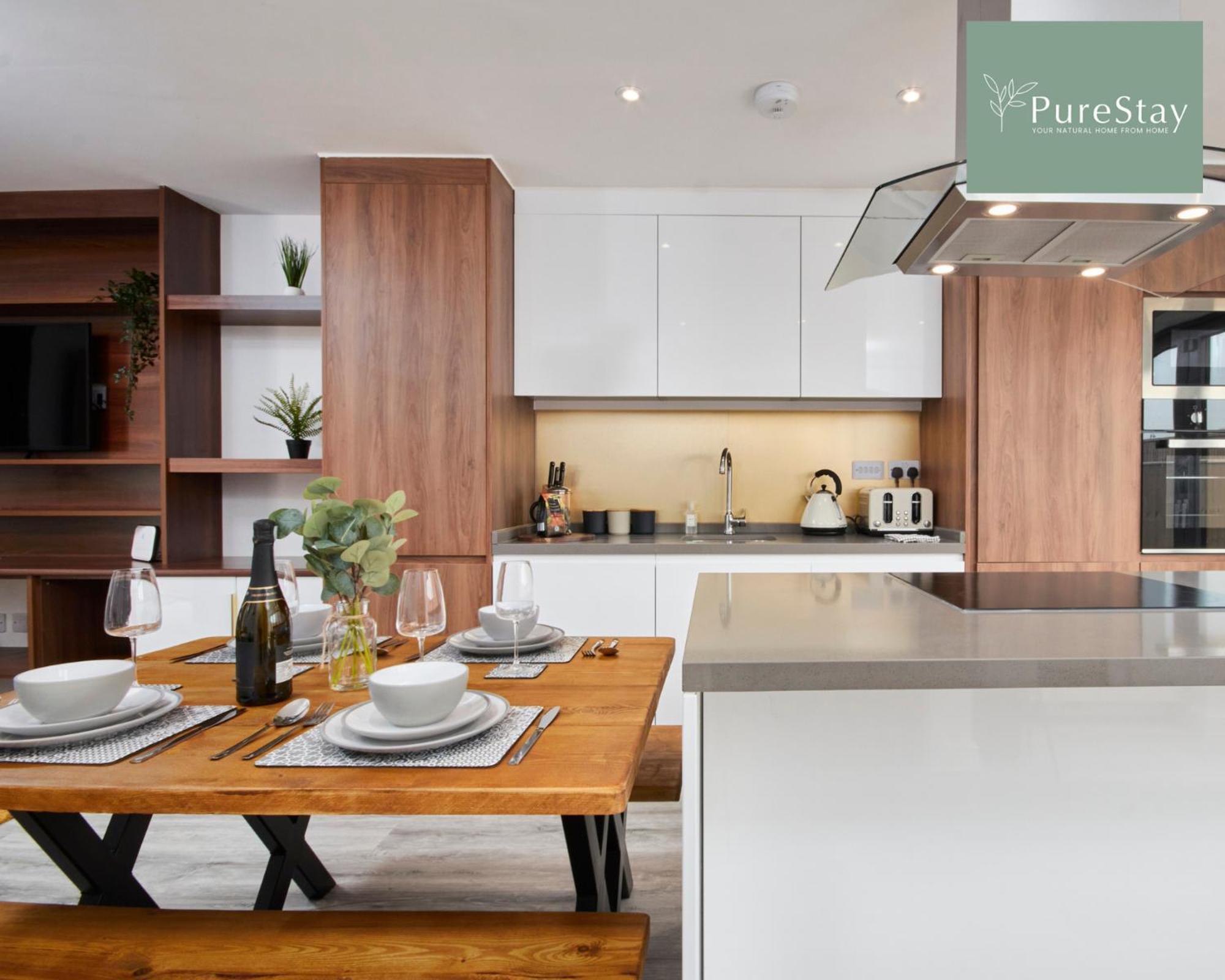Stunning 5 Bed Manchester House With Parking By Purestay Short Lets & Serviced Accommodation エクステリア 写真