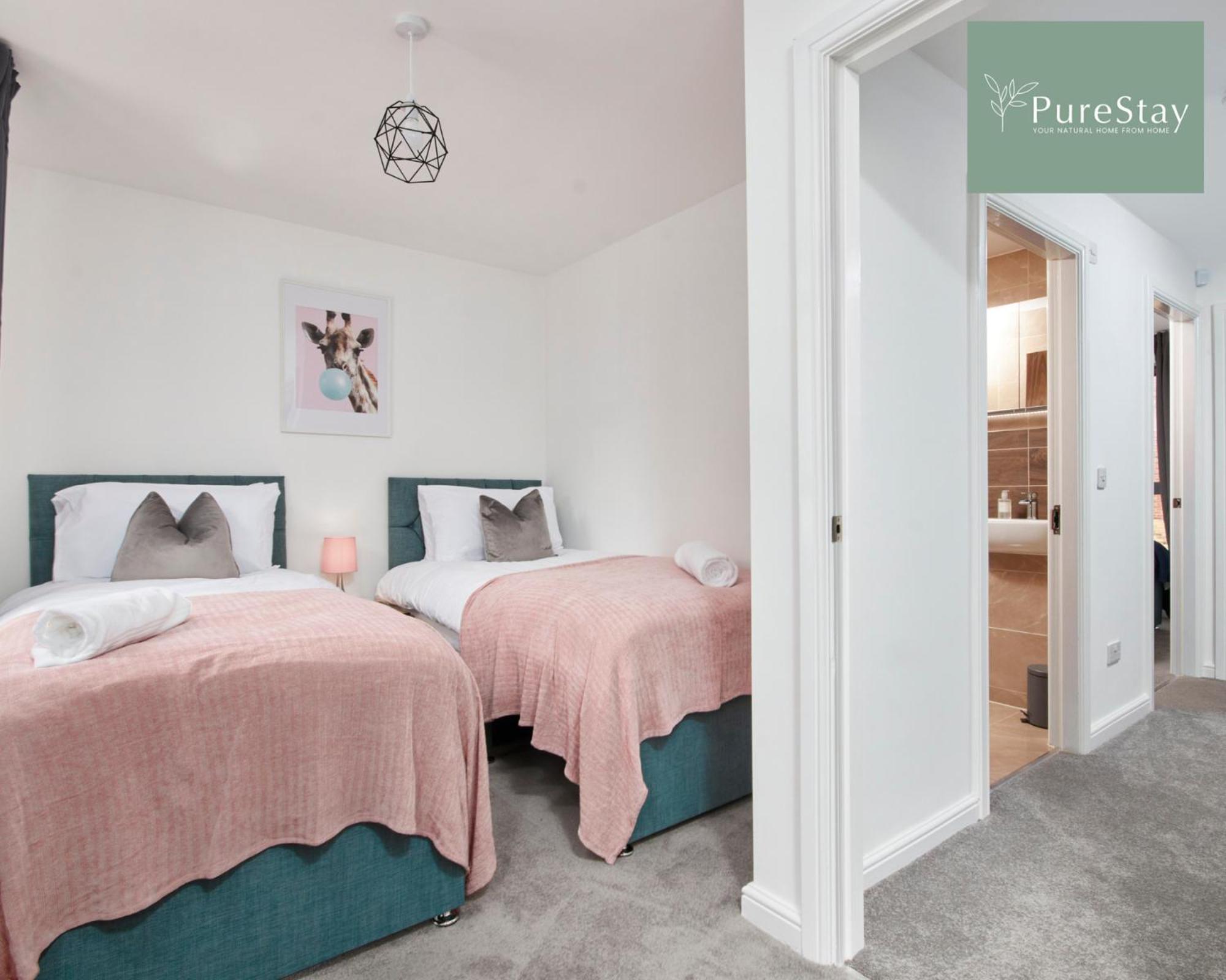 Stunning 5 Bed Manchester House With Parking By Purestay Short Lets & Serviced Accommodation エクステリア 写真