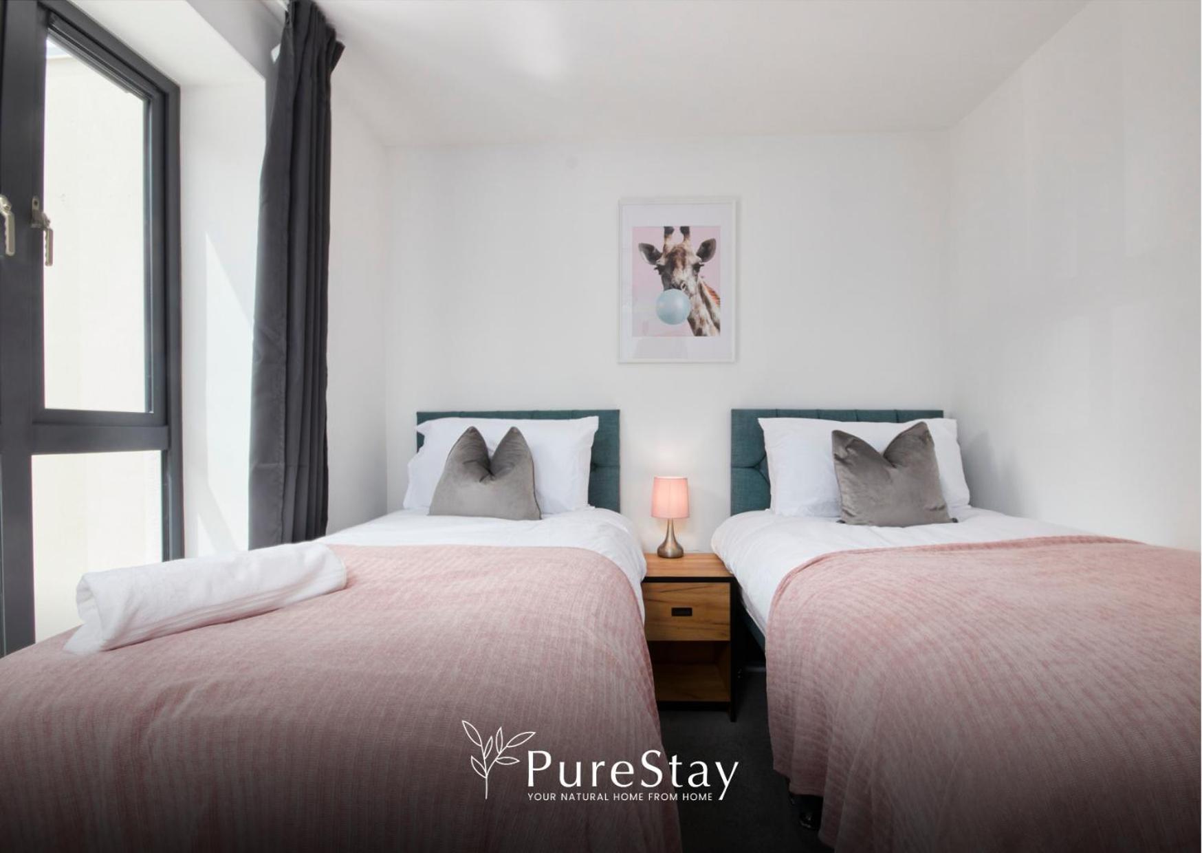 Stunning 5 Bed Manchester House With Parking By Purestay Short Lets & Serviced Accommodation エクステリア 写真