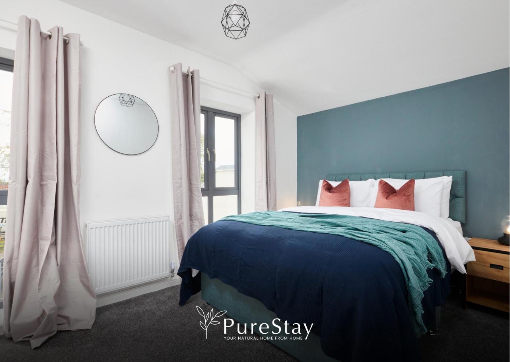Stunning 5 Bed Manchester House With Parking By Purestay Short Lets & Serviced Accommodation エクステリア 写真